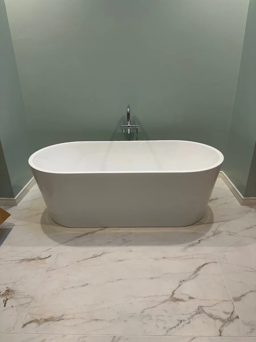 Bathtub Install
